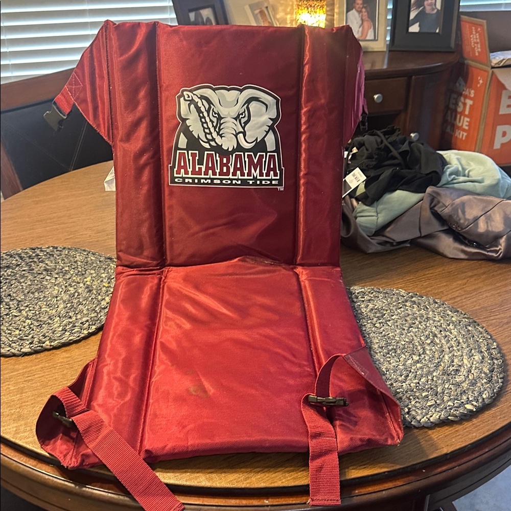 Alabama Crimson Tide Stadium Seat 16x14.5 Preowned boat games roll tide